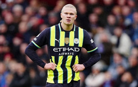 博鱼体育-曼城前锋保持进攻端的耐心,找到破门机会了吗